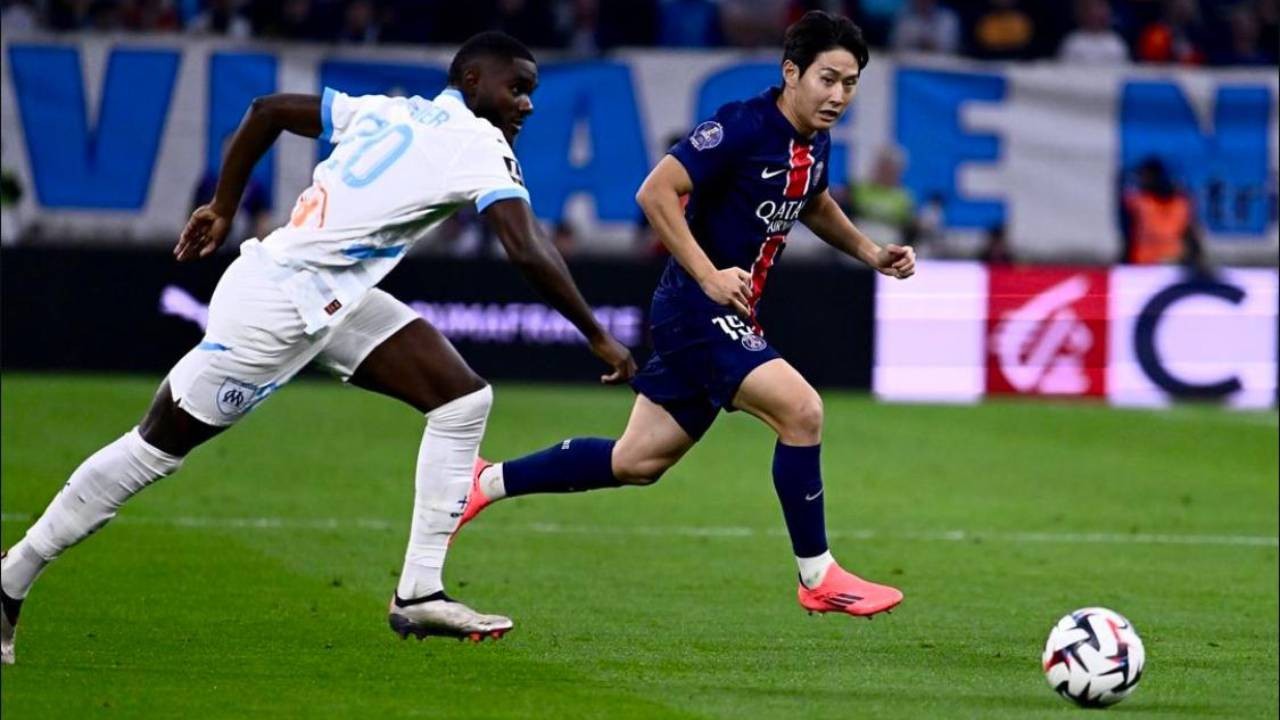 Tempat Menonton PSG vs Lens di Liga Prancis 2024/25