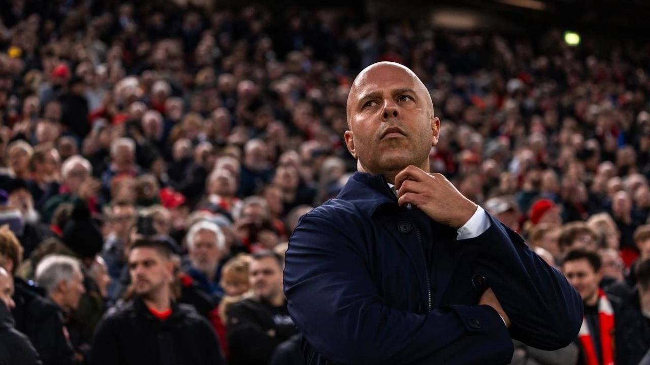 Kengerian Arne Slot dan Kejutannya Bersama Liverpool di Paruh Awal Musim Liga Inggris 2024/25