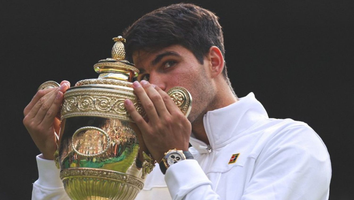 Hasil Wimbledon 2024: Carlos Alcaraz Pertahankan Gelar Juara usai Kalahkan Novak Djokovic