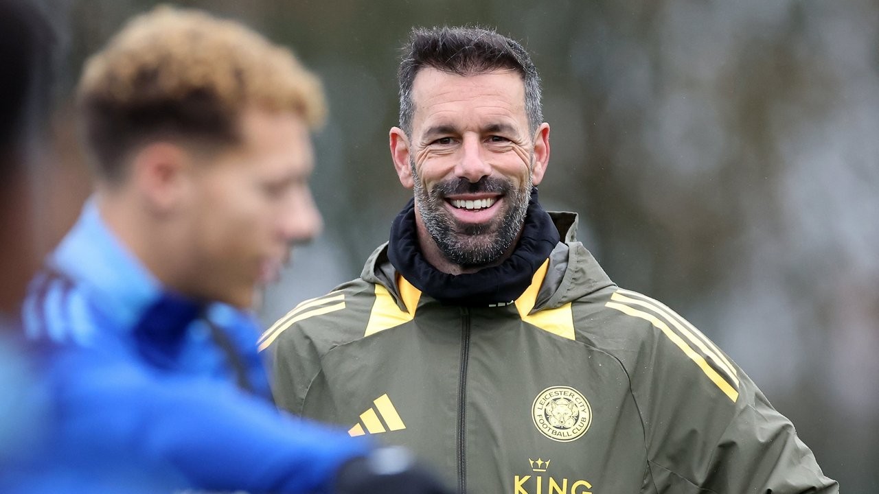 Prediksi Leicester City vs West Ham di Liga Inggris 2024/25 - Pembuktian Ruud van Nistelrooy