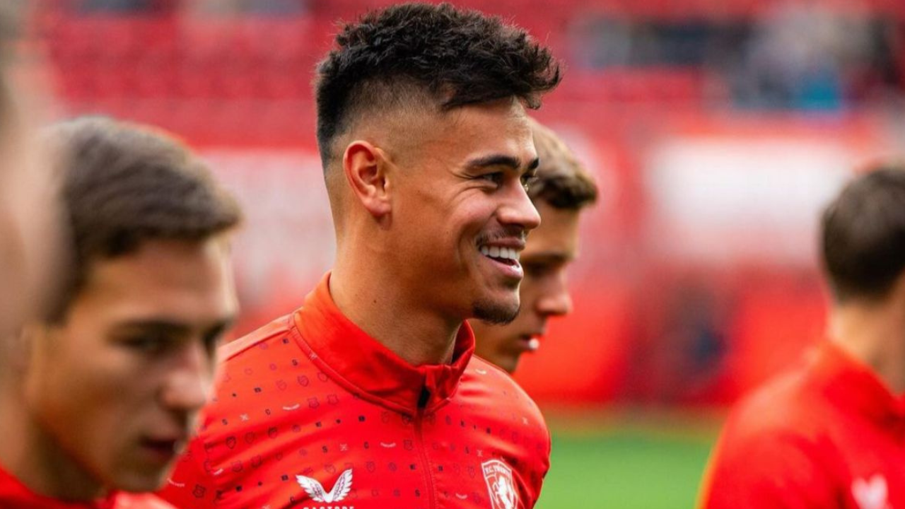 Respons Menohok Pelatih FC Twente Pasca Mees Hilgers dkk Ditahan Ajax Amsterdam, Kurang Puas?