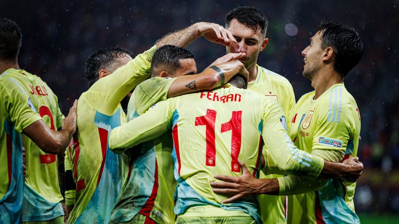 Luis de la Fuente Bangga Timnas Spanyol Bisa Kalahkan Swiss Meski dengan 10 Pemain