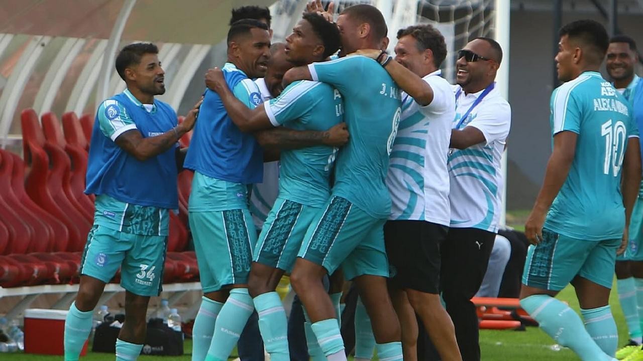 Derby Indonesia Timur Hadapi Malut United, PSBS Biak Pede Bikin Si Kembar Sayuri Mati Kutu