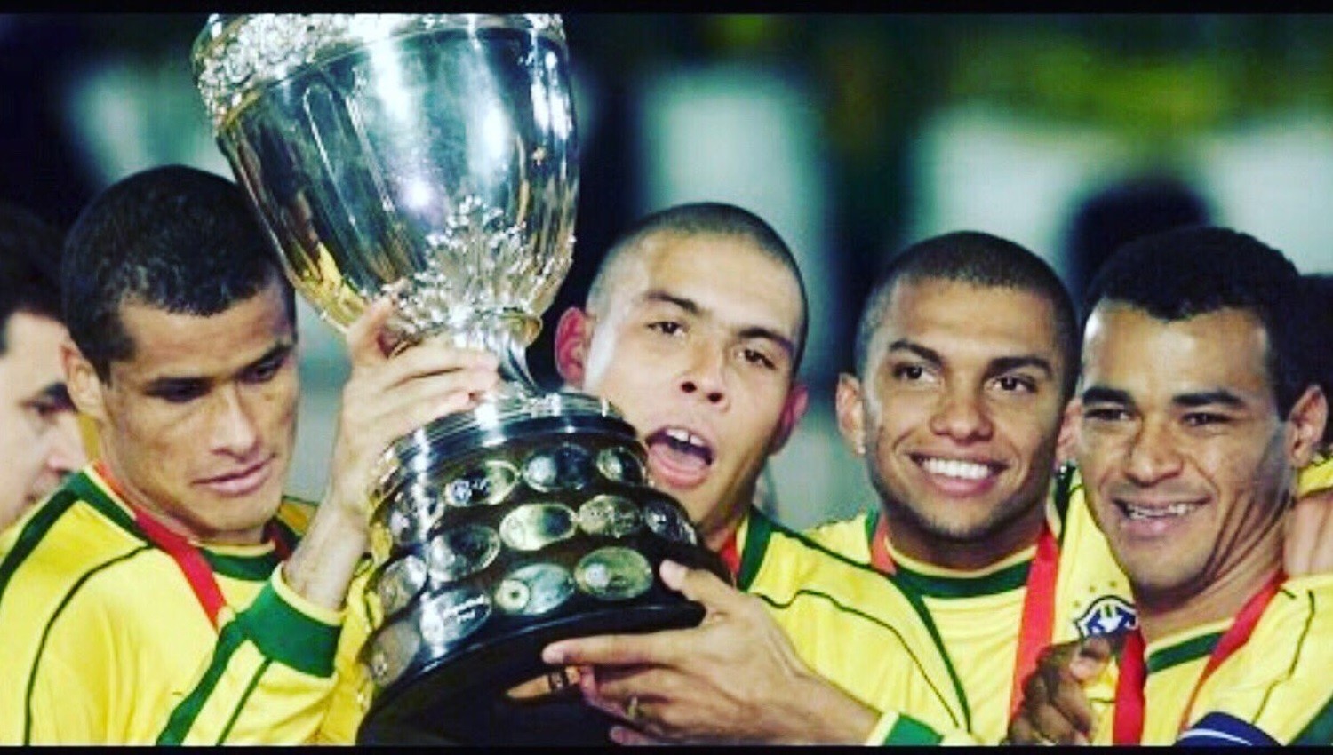 Sejarah Bola Hari Ini, Cerita Duet Maut Rivaldo-Ronaldo Tebus Dosa Pakai Trofi Copa America