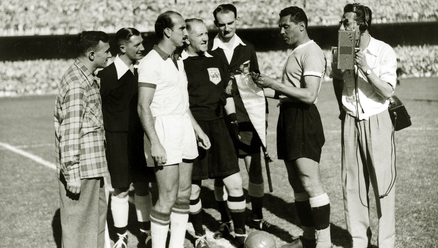 Sejarah Bola Hari Ini, Malapetaka Maracanazo 1950 Pemicu Bunuh Diri Massal di Brasil