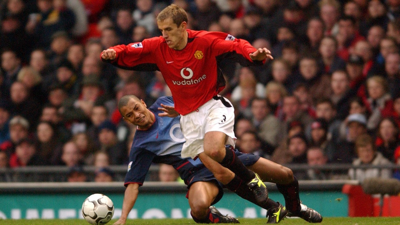 Sejarah Bola Hari Ini, Pemantik Tekad Juara Manchester United Salip Arsenal 22 Tahun Silam