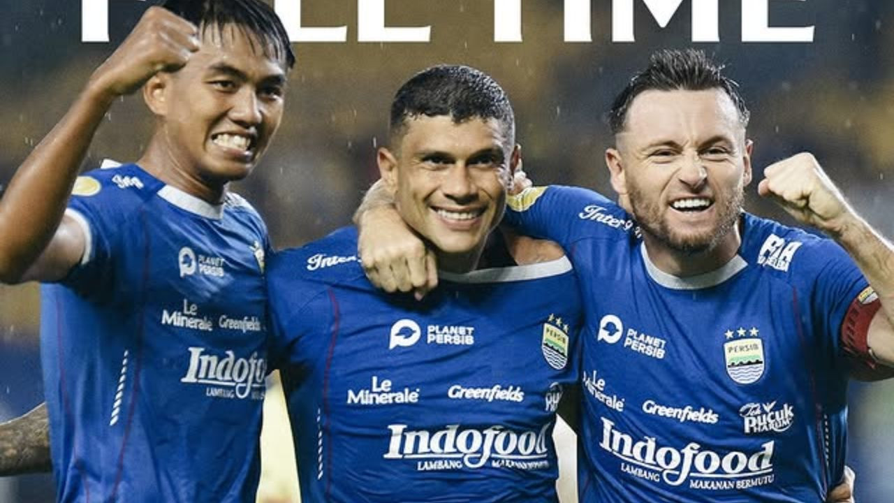 Susunan Pemain PSS vs Persib Bandung di Liga 1 2024/25