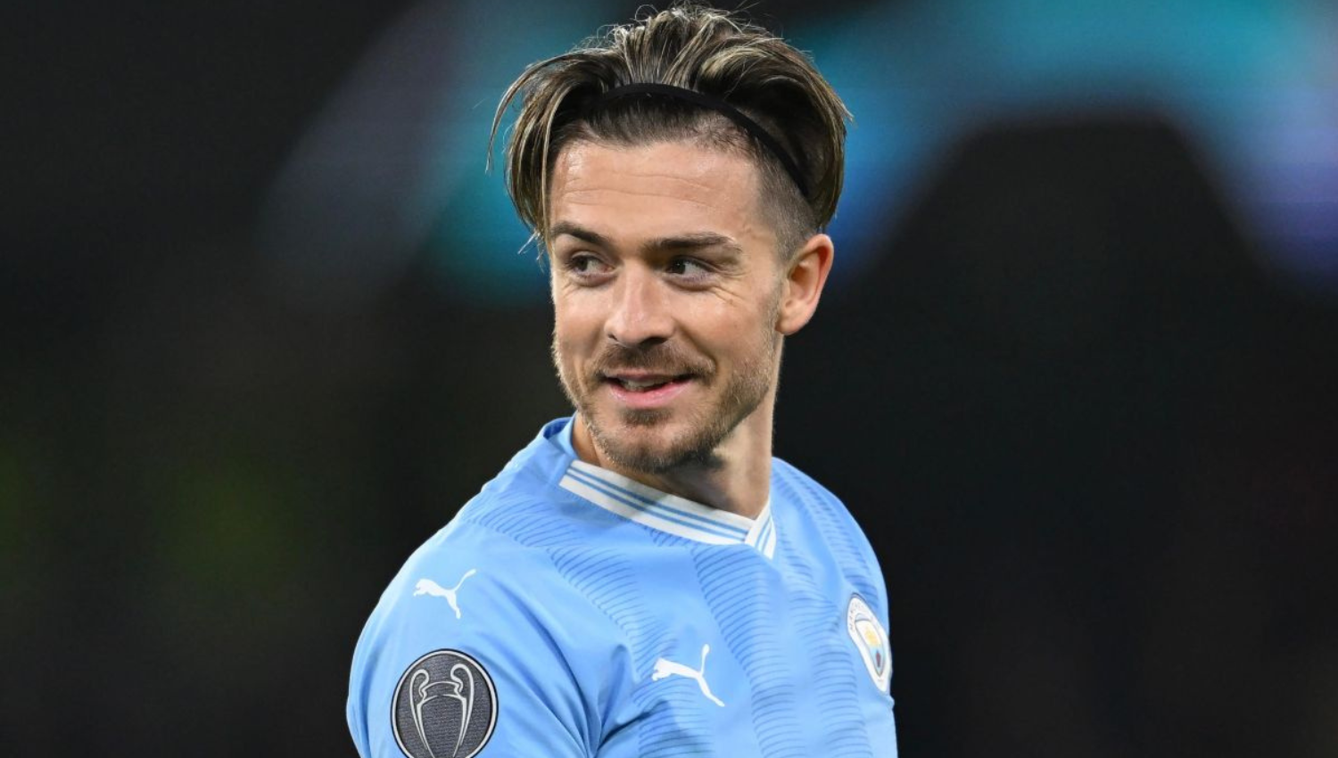 Momen Manis Jack Grealish dengan Penggemar Cilik Aston Villla, Netizen: No One Can Hate This Guy!