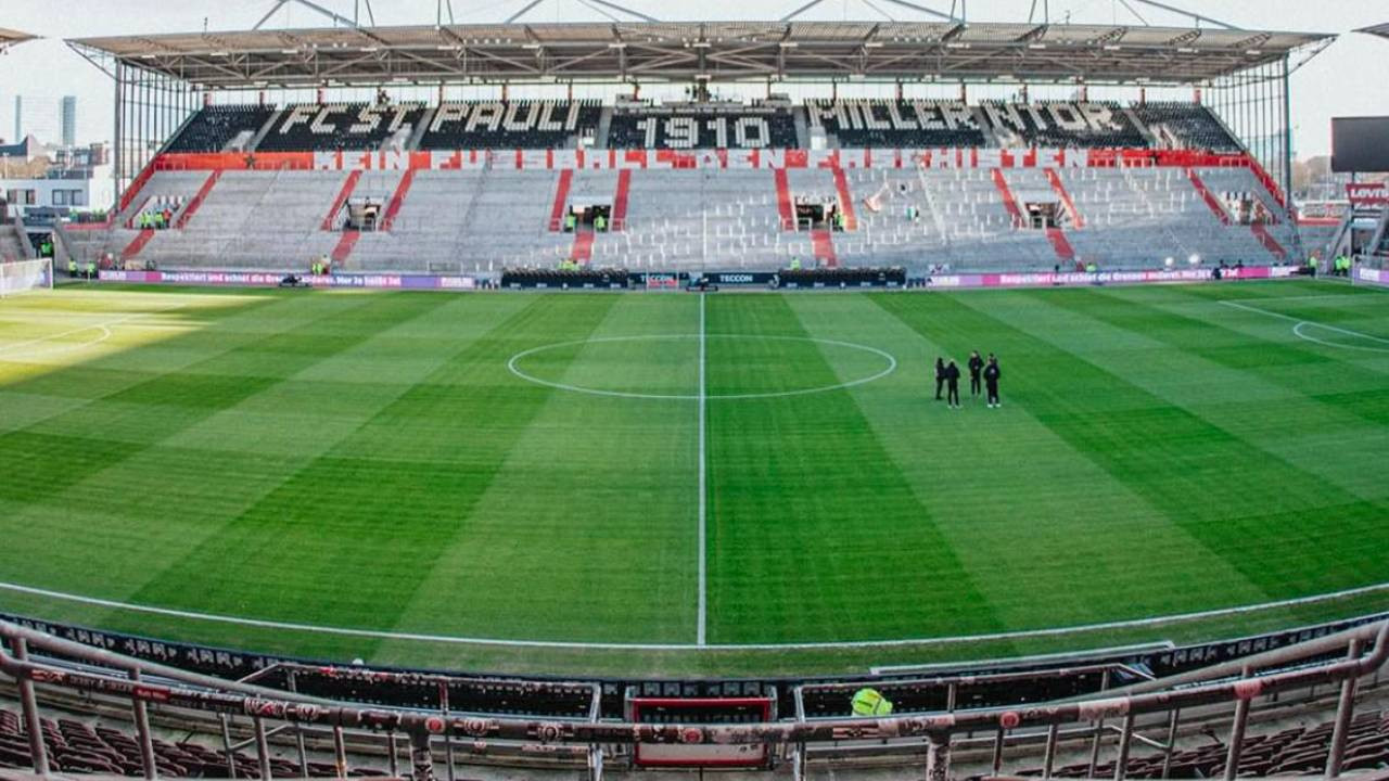 Tempat Menonton St. Pauli vs Union Berlin di Liga Jerman 2024/25