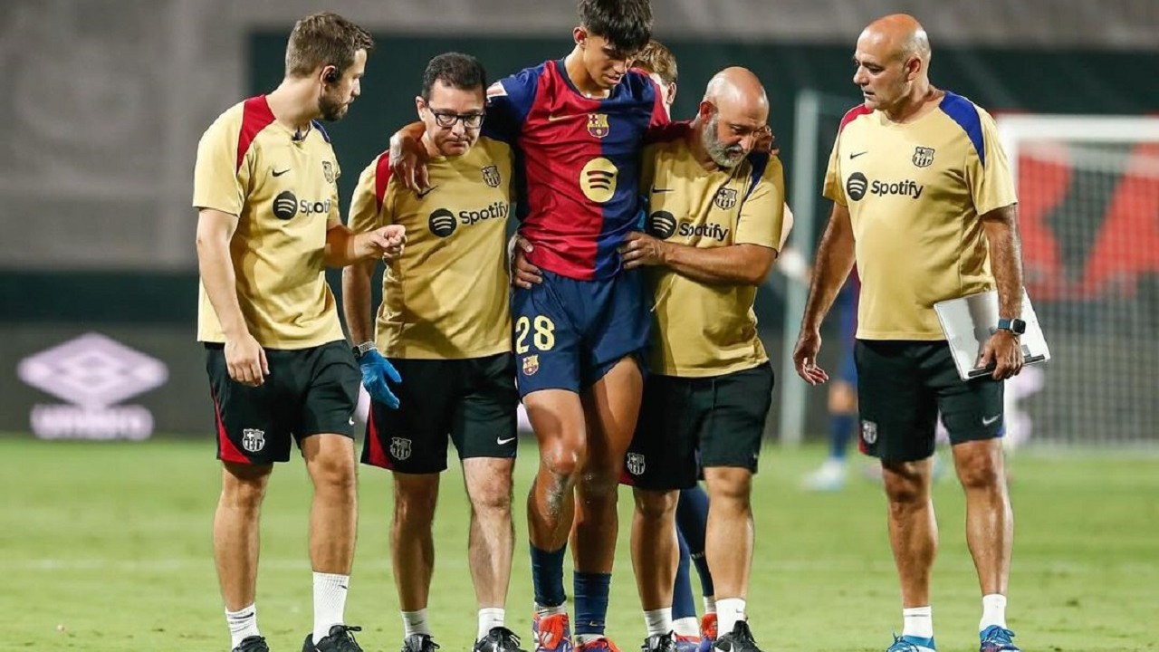 Hansi Flick Sedih Marc Bernal Harus Absen 1 Tahun Bela Barcelona