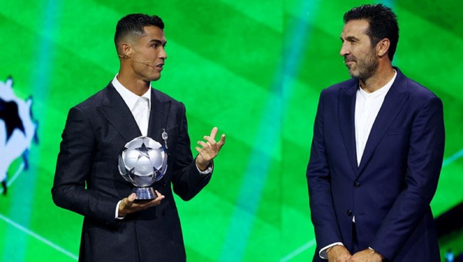 Celoteh Ronaldo ke Buffon Saat Drawing Liga Champions, Buka Kembali 'Luka' Lama?