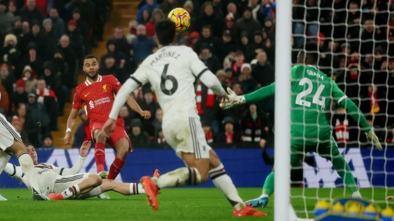 Hasil Liverpool vs Man Utd di Liga Inggris - Duel Sengit di Anfield Berakhir Imbang 2-2