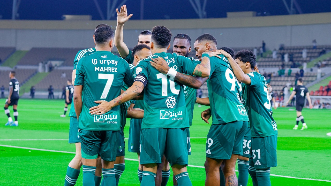 Hasil Al Orubah vs Al Ahli di Liga Super Arab Saudi - Riyad Mahrez Dominan, Menang 2-0